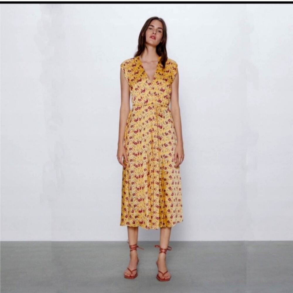 Zara Womens Pleated Maxi Dress Yellow Multicolor Floral V-Neck Size XXL NWT